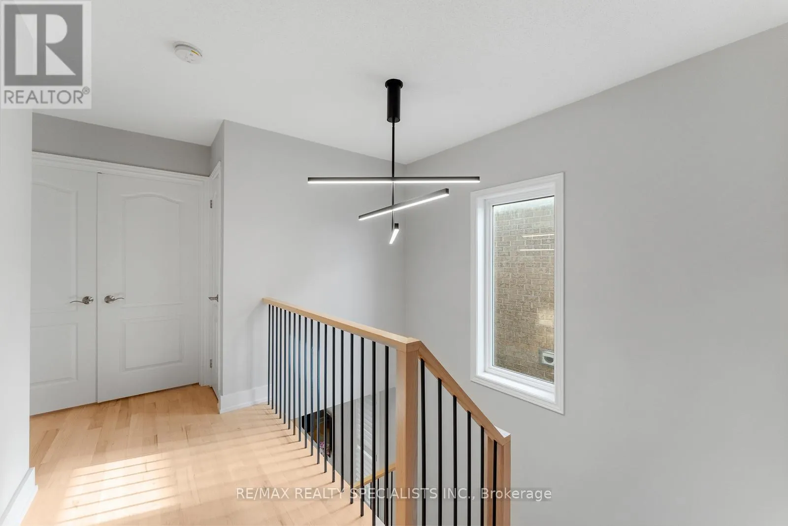 25 GRAPEVINE DRIVE