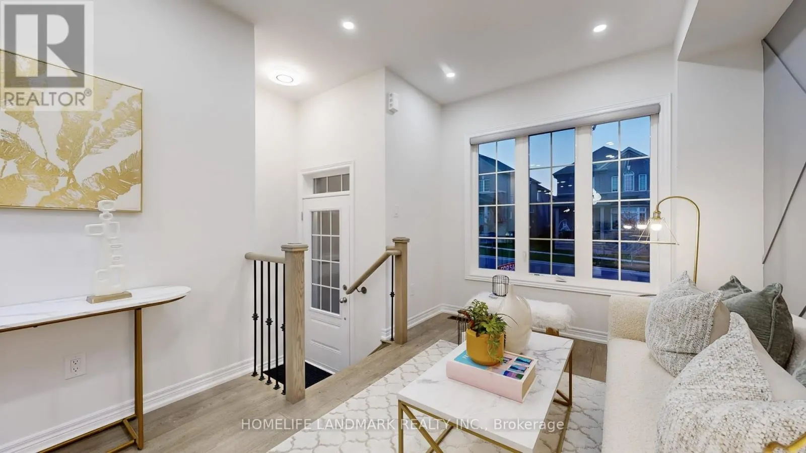 575 WHITE'S HILL AVENUE