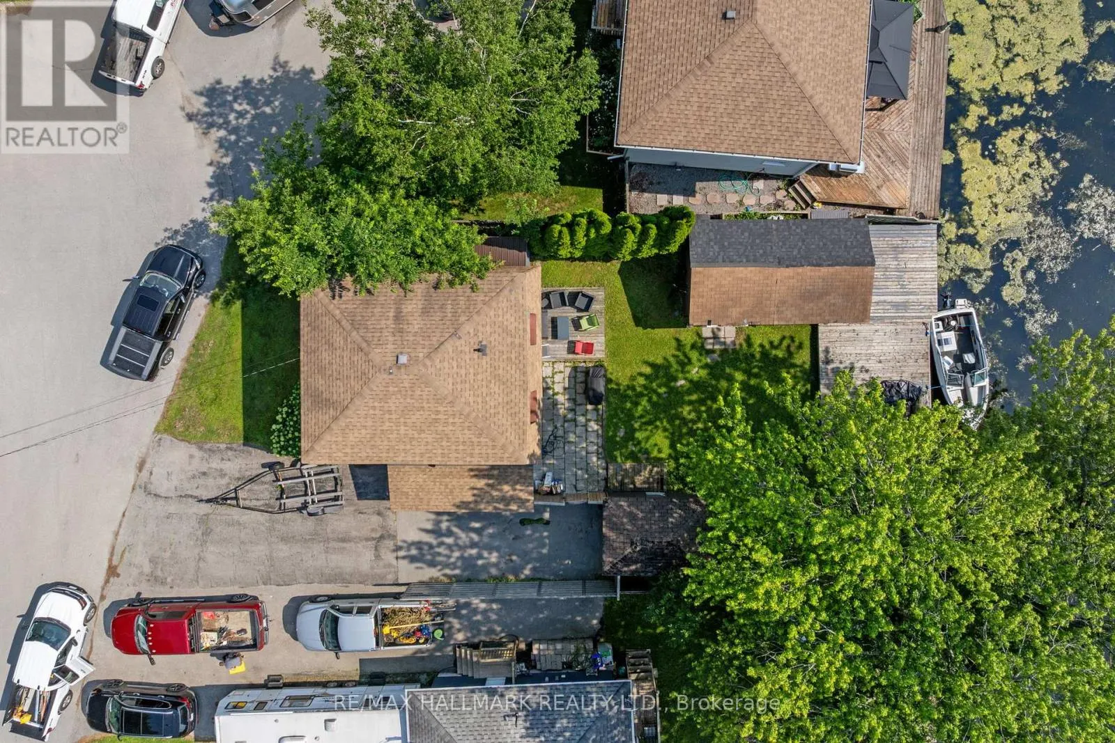 41 SHIRLEA BOULEVARD