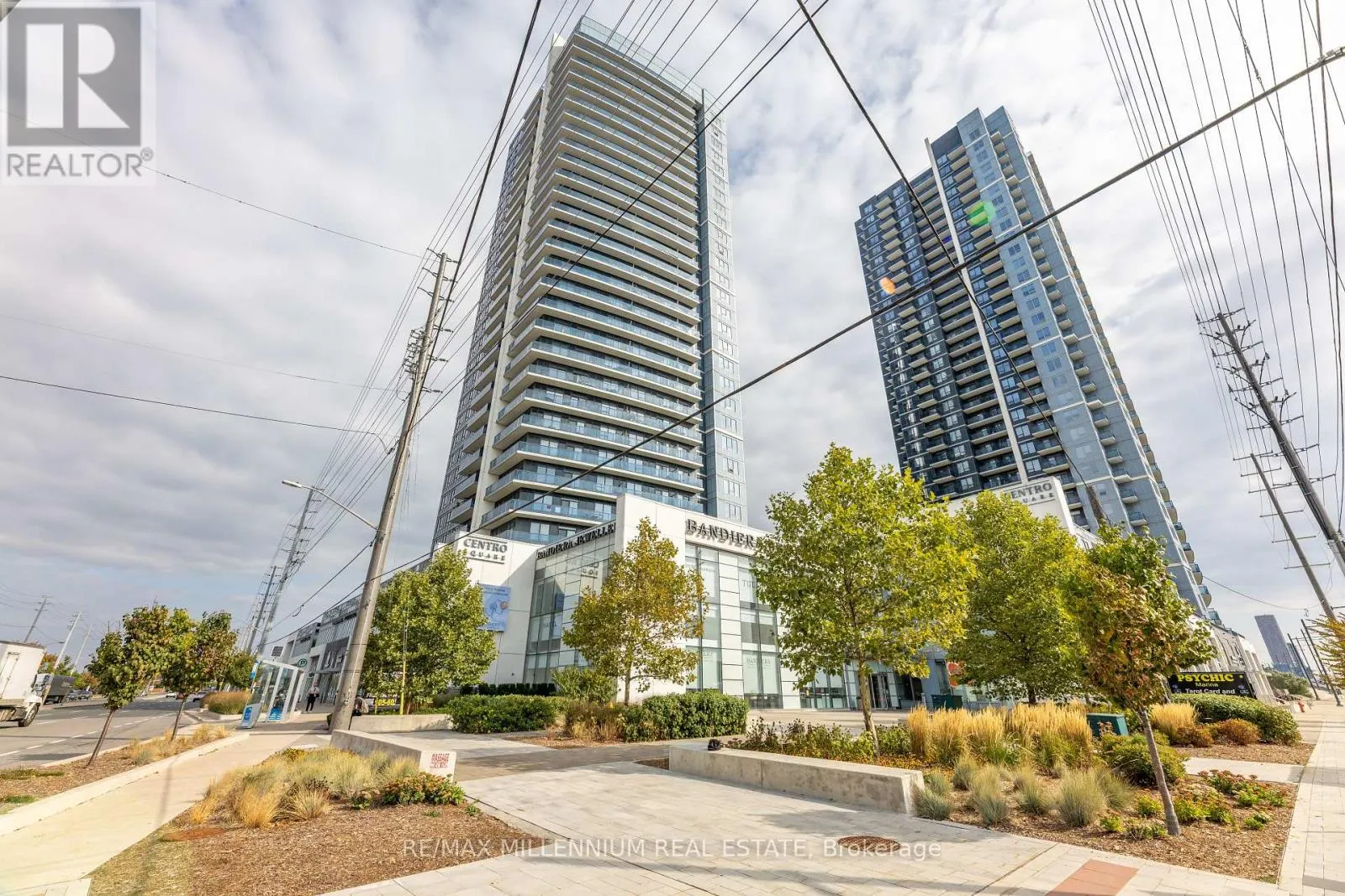 1401 - 3700 HIGHWAY 7 ROAD