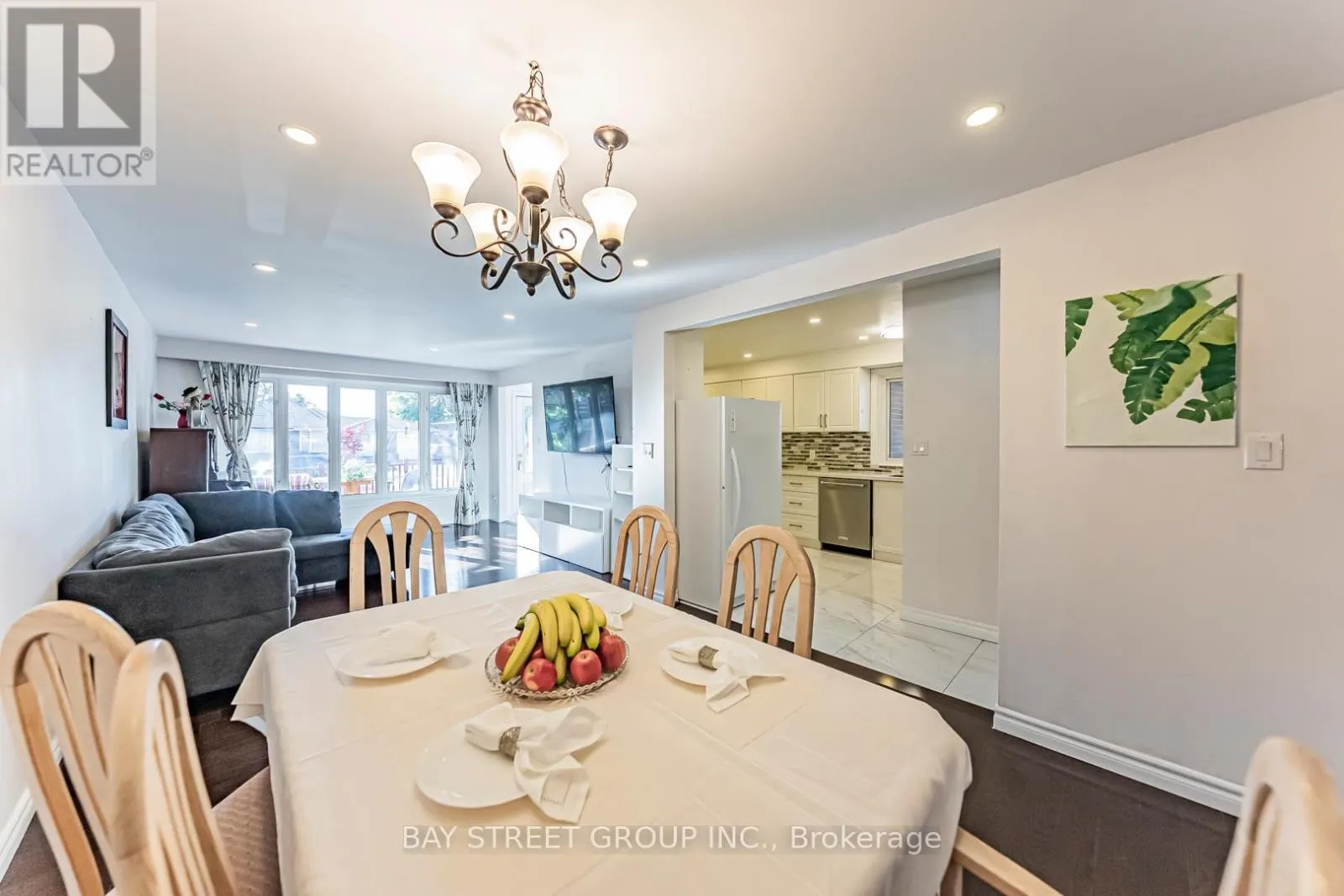 43 SHERWOOD FOREST DRIVE