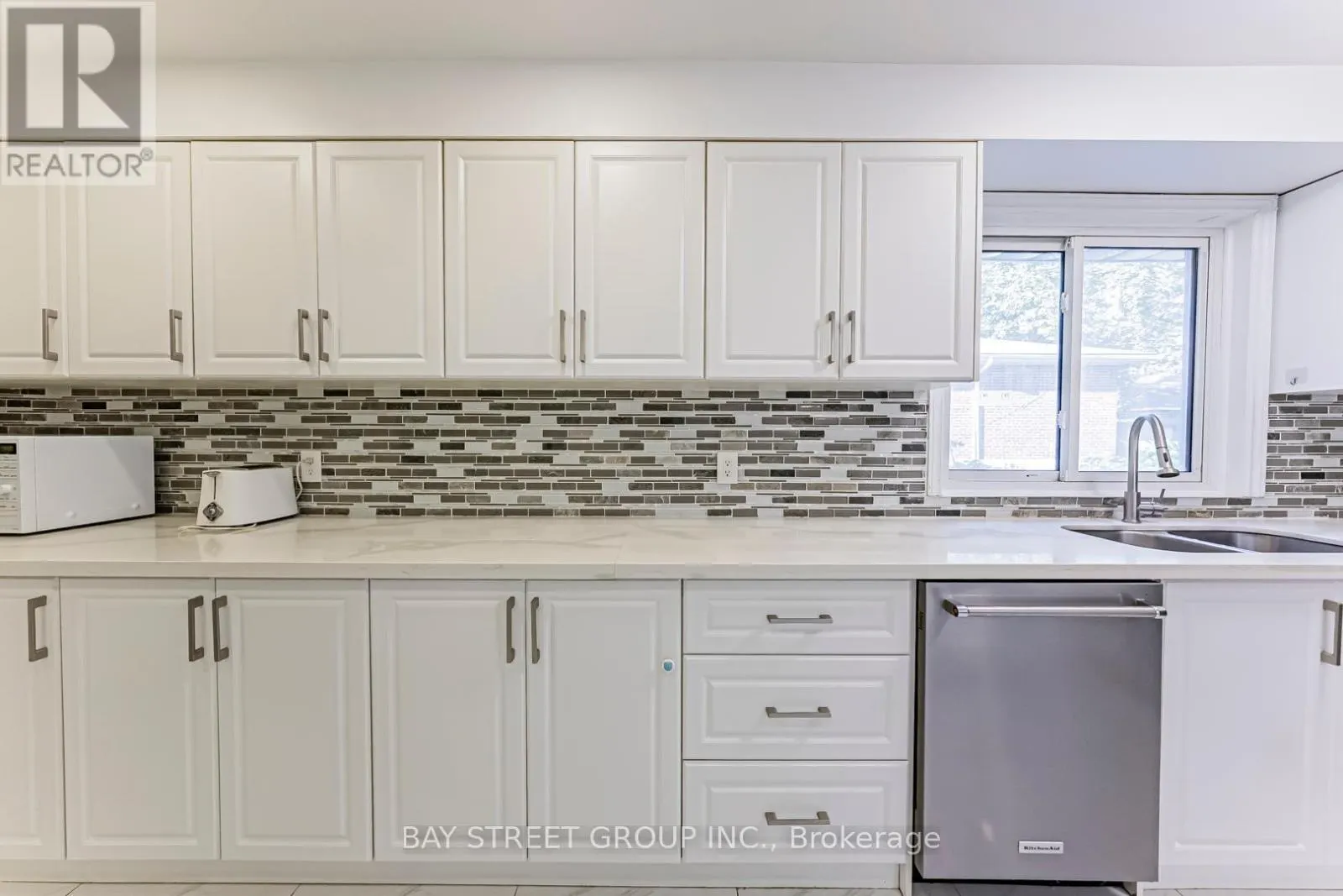 43 SHERWOOD FOREST DRIVE