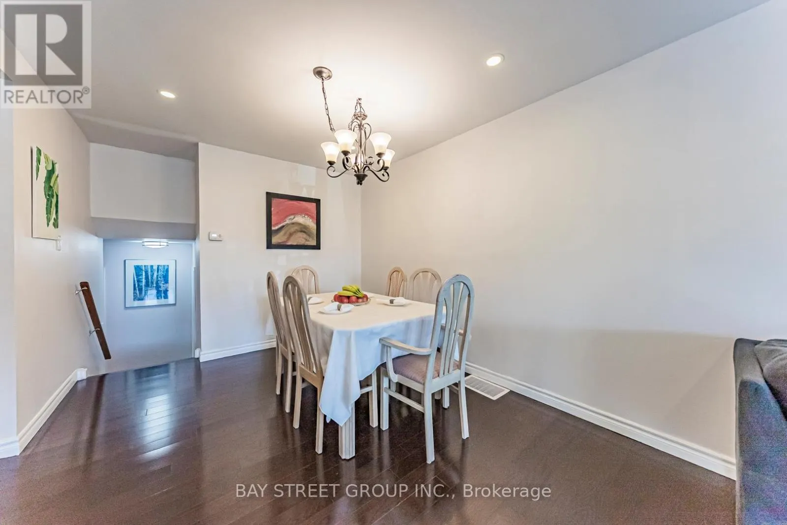43 SHERWOOD FOREST DRIVE