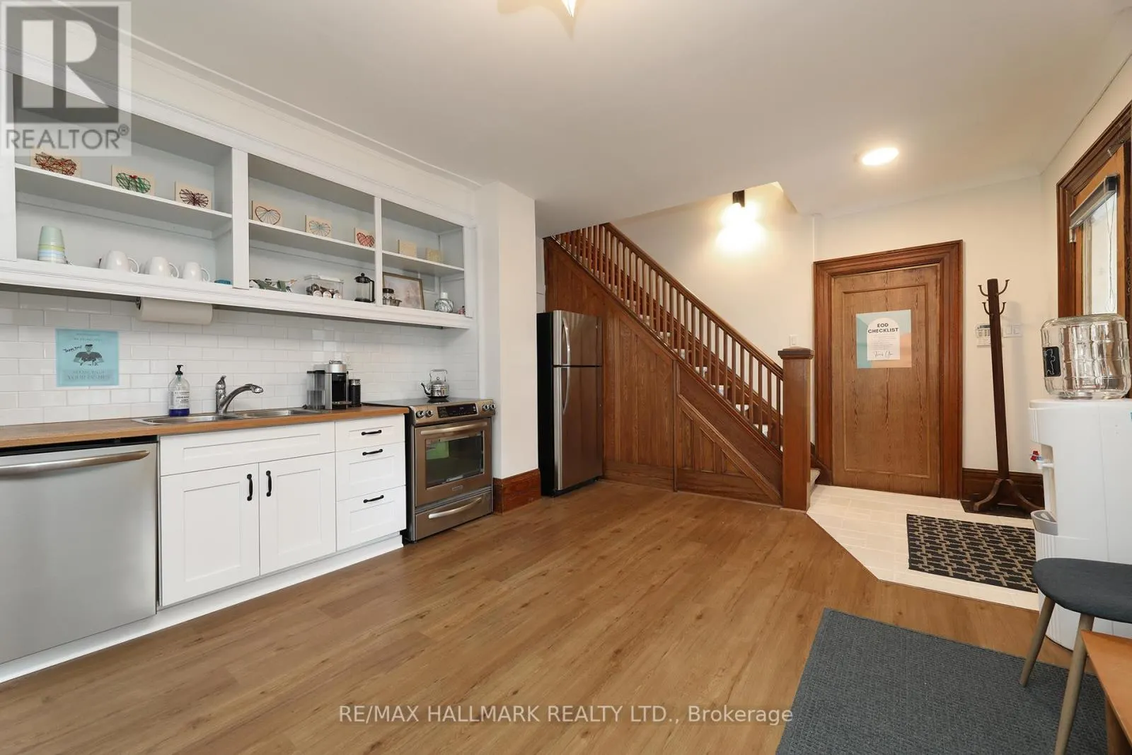 78 MAIN STREET S