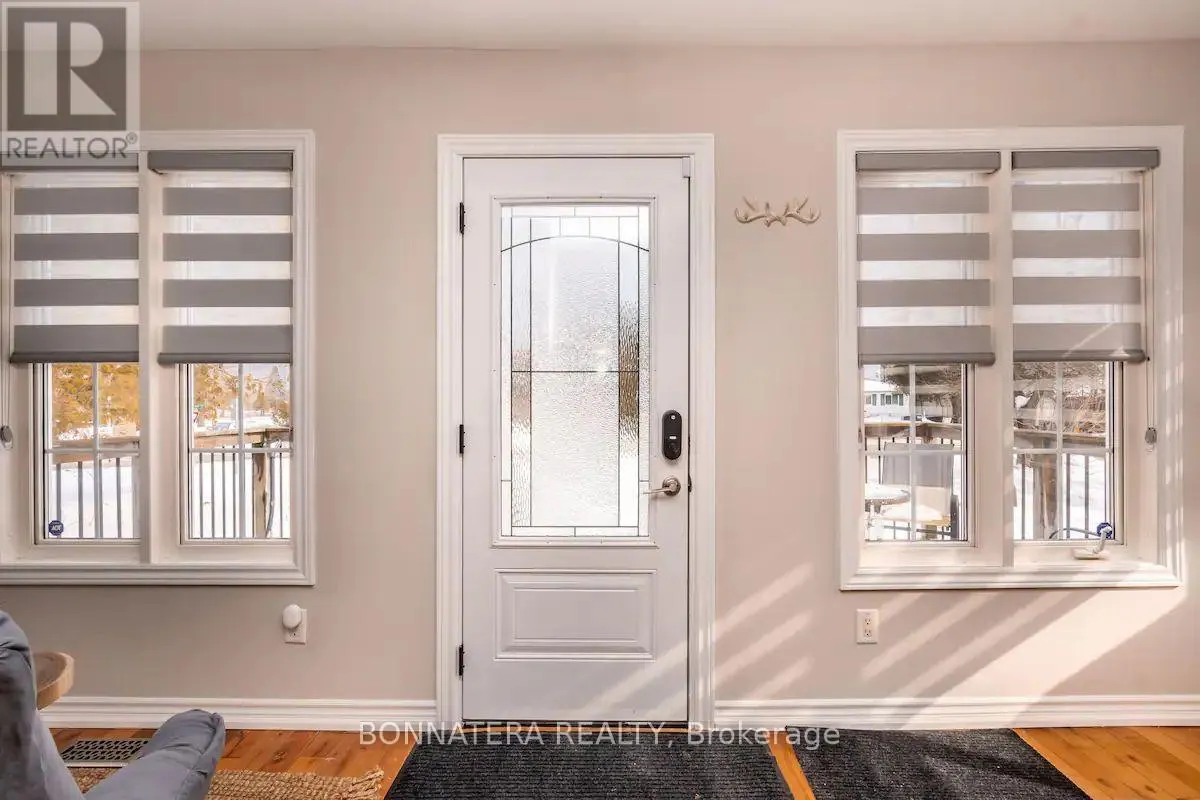 687 INNISFIL BEACH ROAD