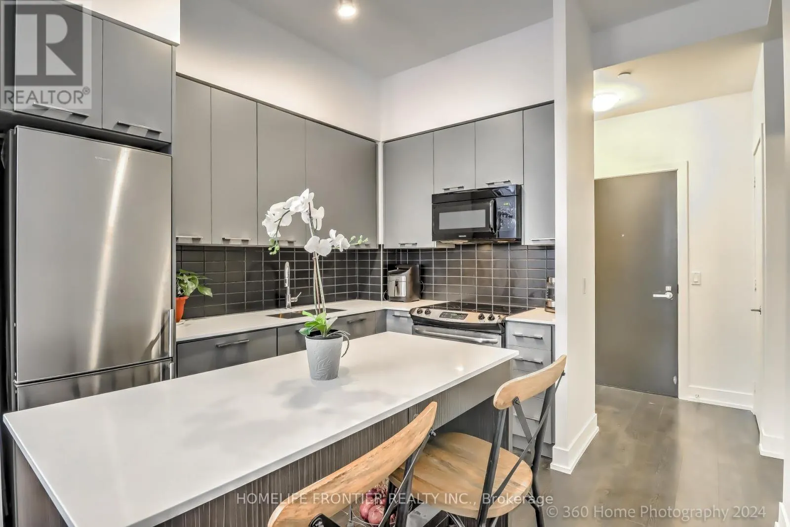 344 - 9471 YONGE STREET
