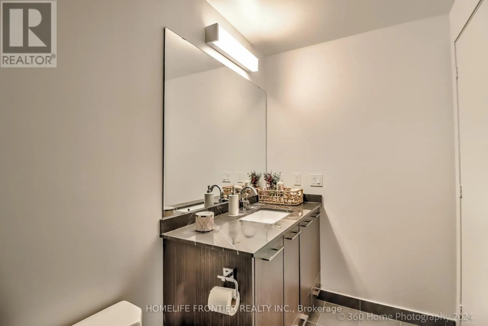 344 - 9471 YONGE STREET