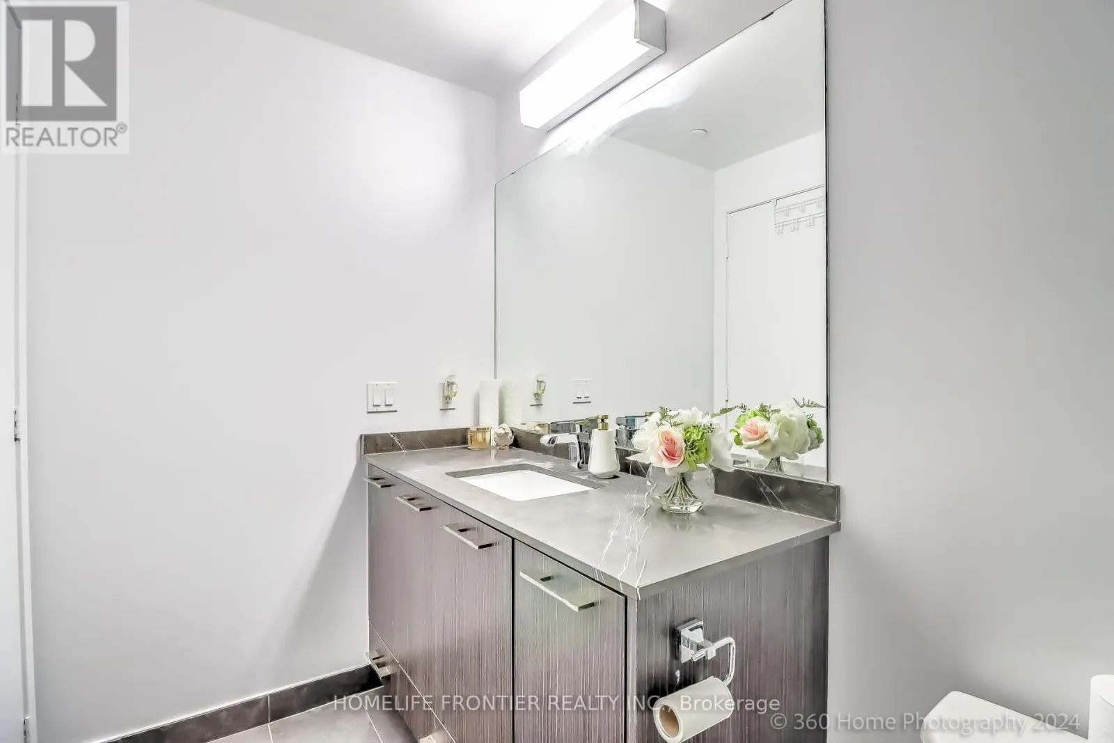 344 - 9471 YONGE STREET