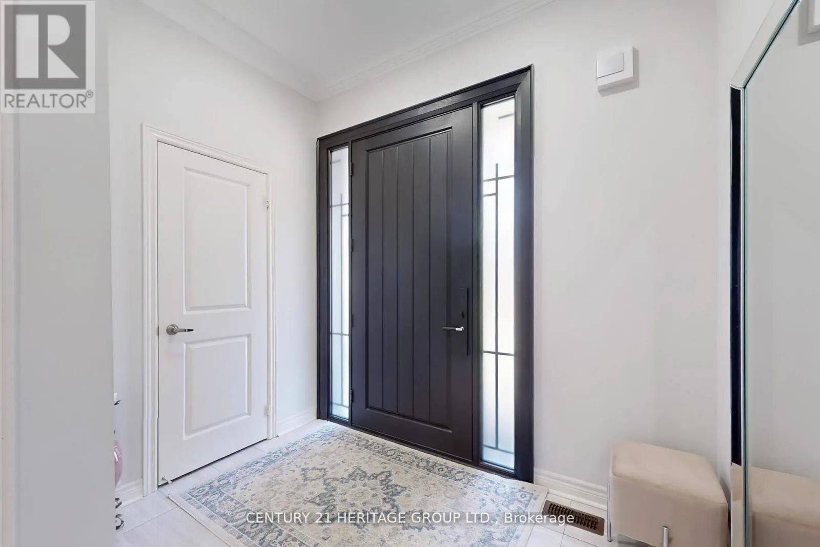 12 TUPLING STREET