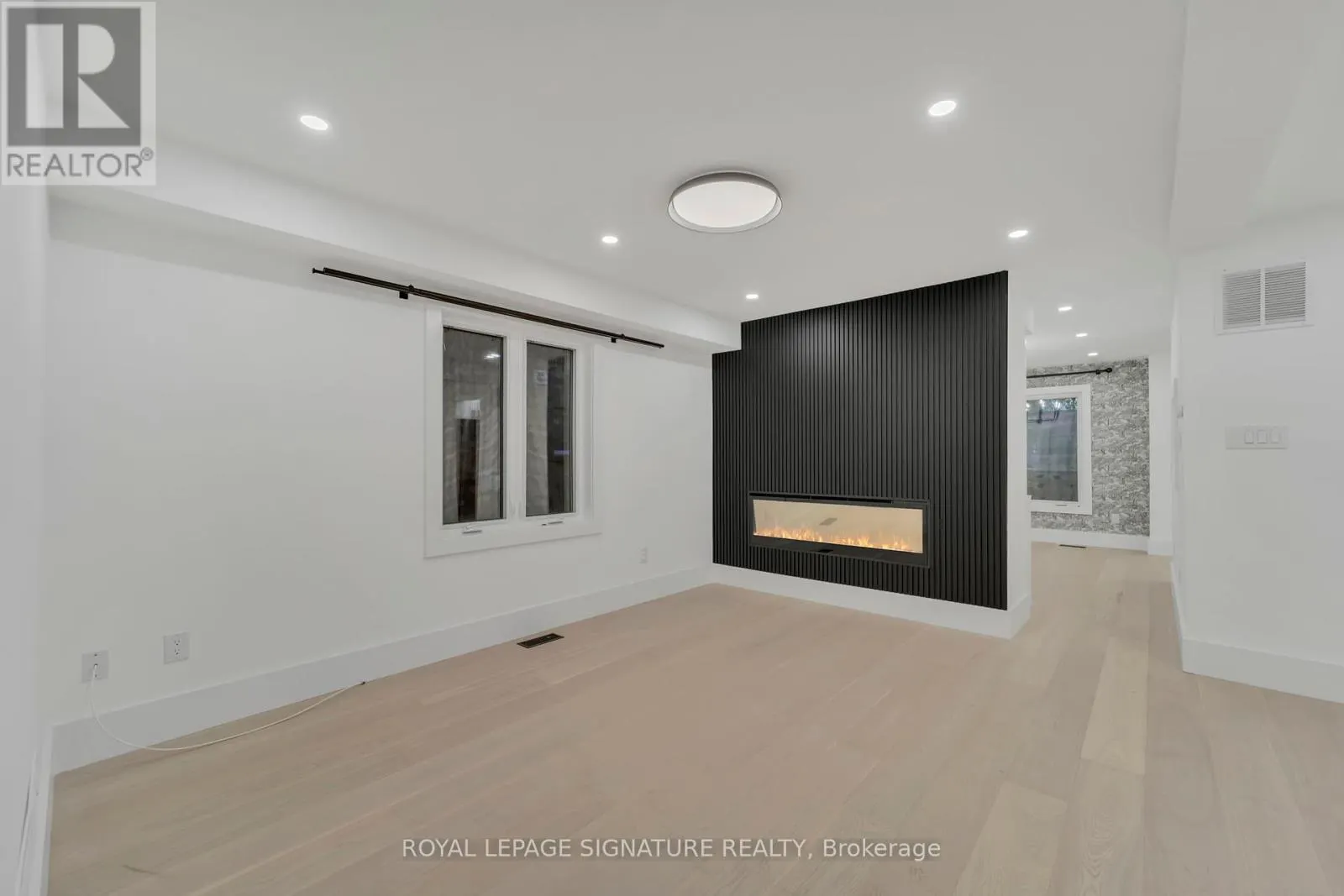 15 NATIONAL PINE DRIVE
