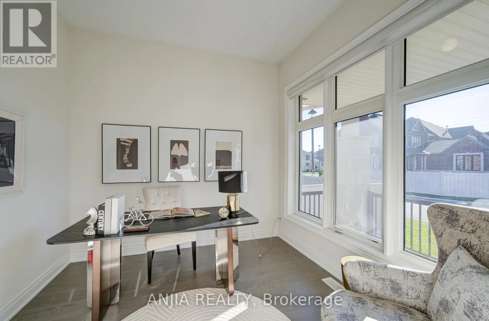 3 JOINER CIRCLE