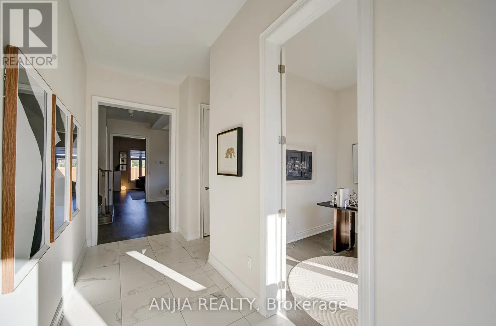 3 JOINER CIRCLE