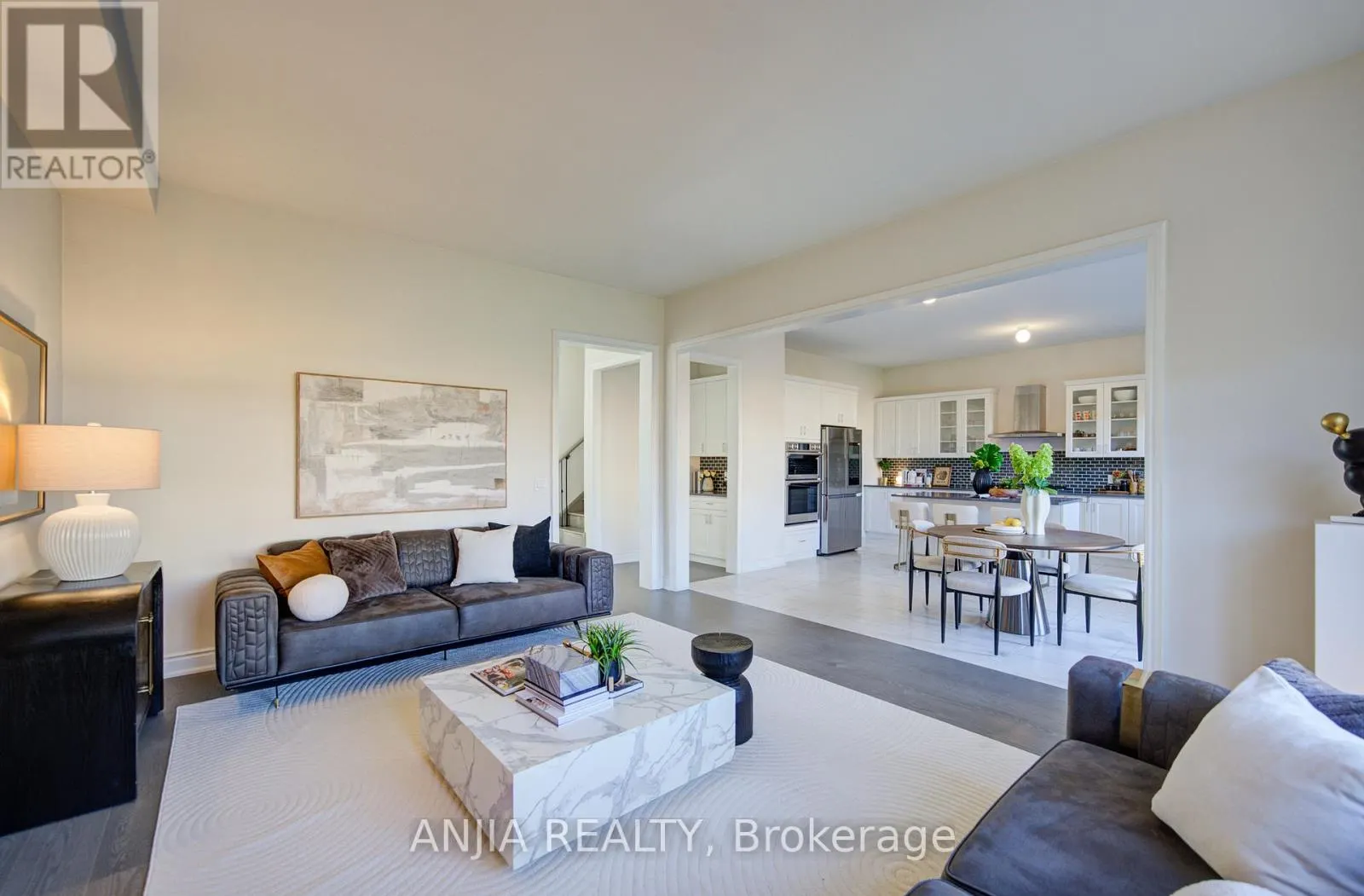 3 JOINER CIRCLE