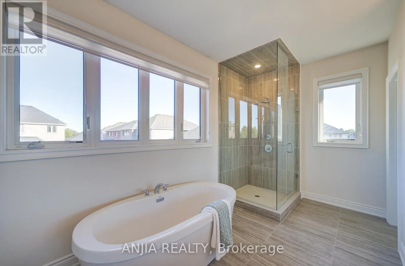 3 JOINER CIRCLE