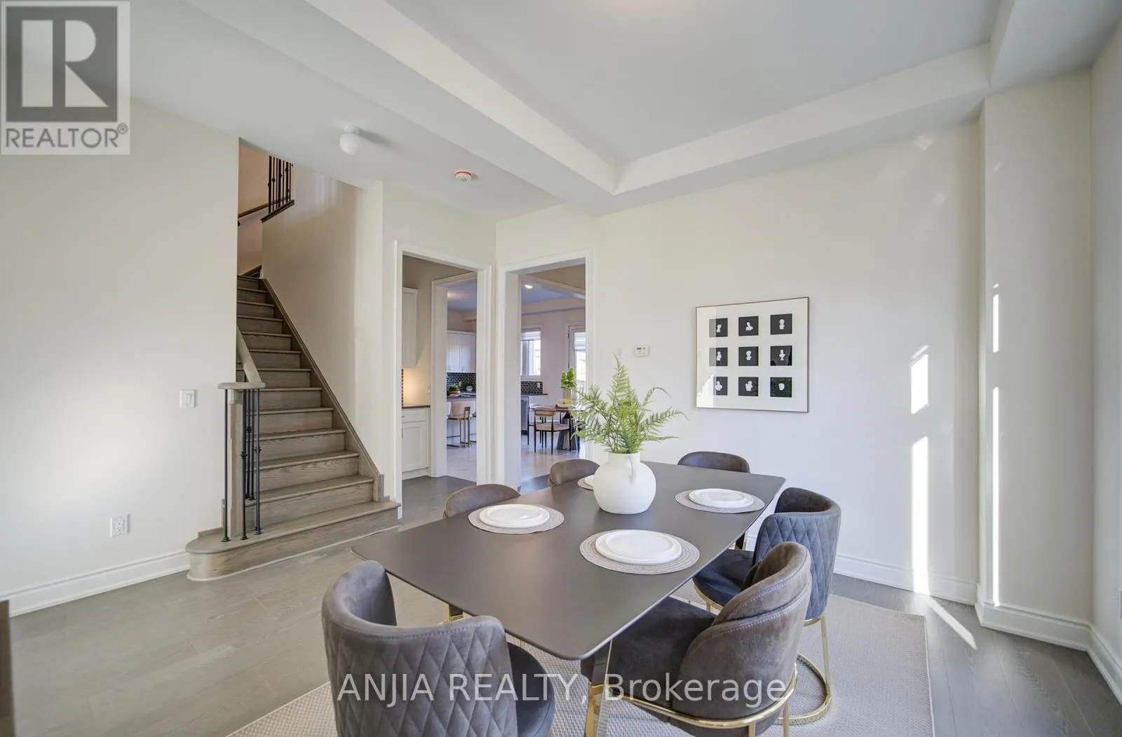 3 JOINER CIRCLE