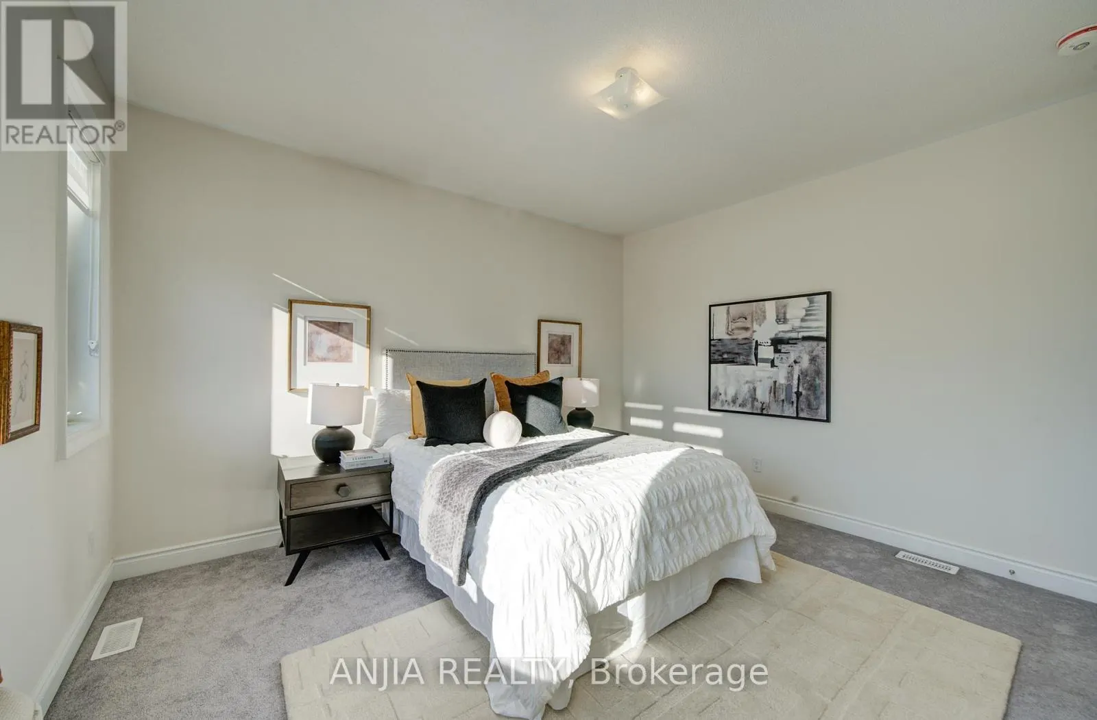 3 JOINER CIRCLE