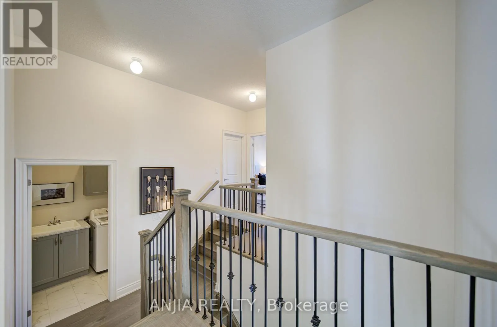 3 JOINER CIRCLE