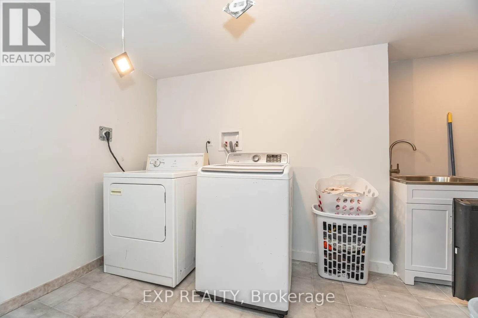 7 BOYNE HIGHLANDS COURT