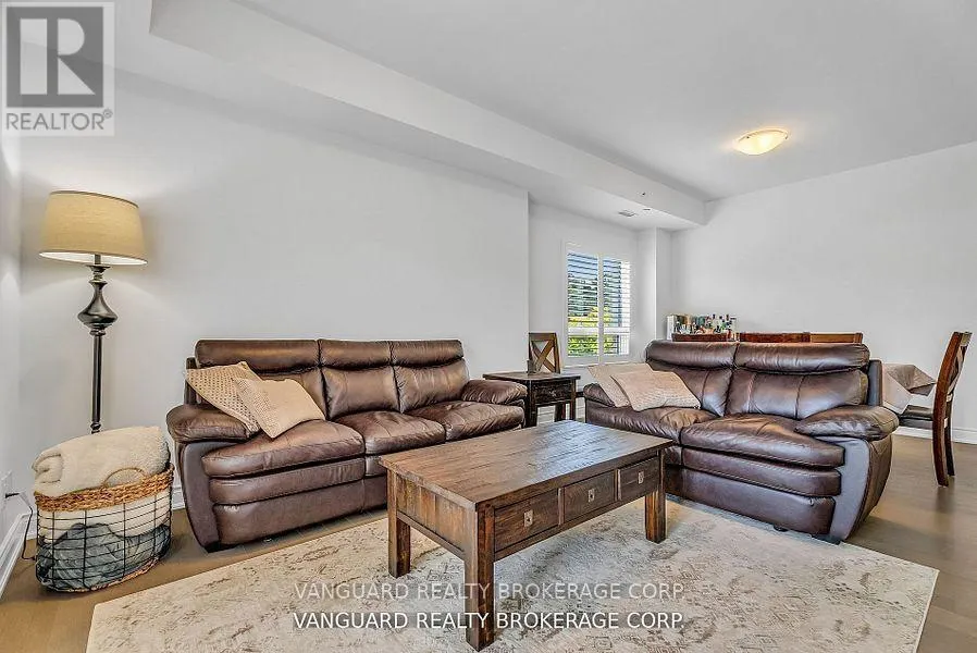209 - 86 WOODBRIDGE AVENUE