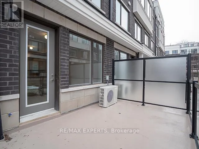 61 - 300 ALEX GARDNER CIRCLE