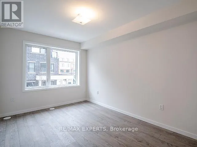 61 - 300 ALEX GARDNER CIRCLE