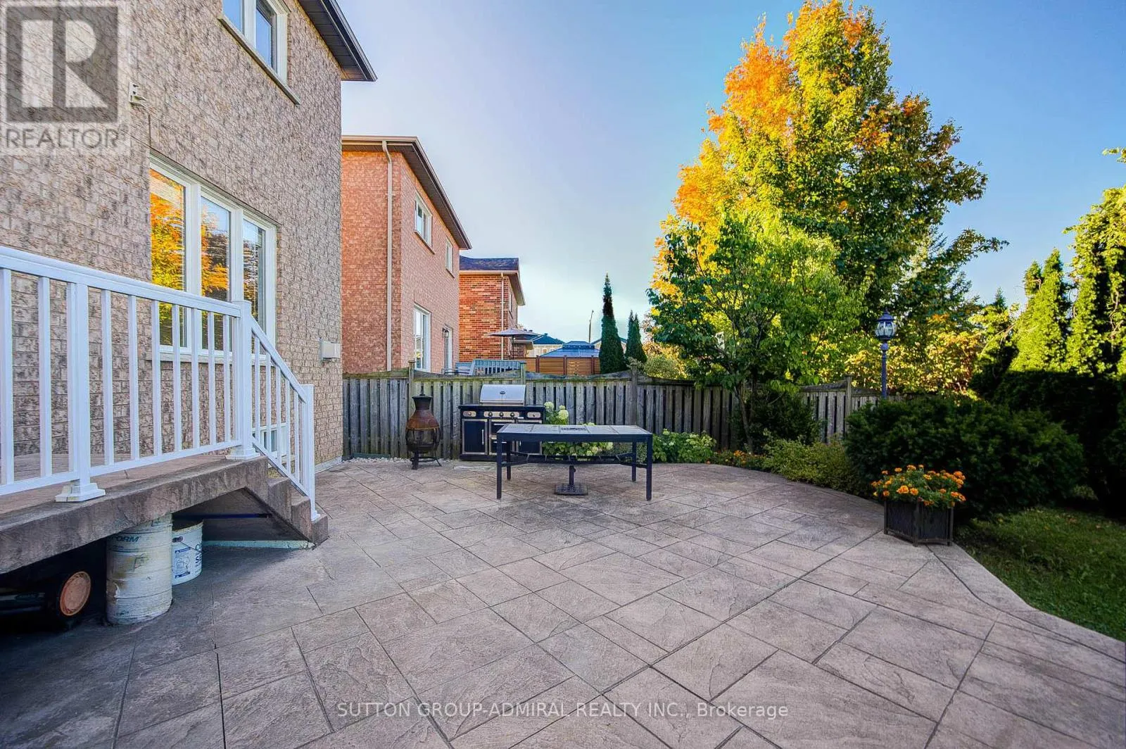 6 LORRIDGE STREET