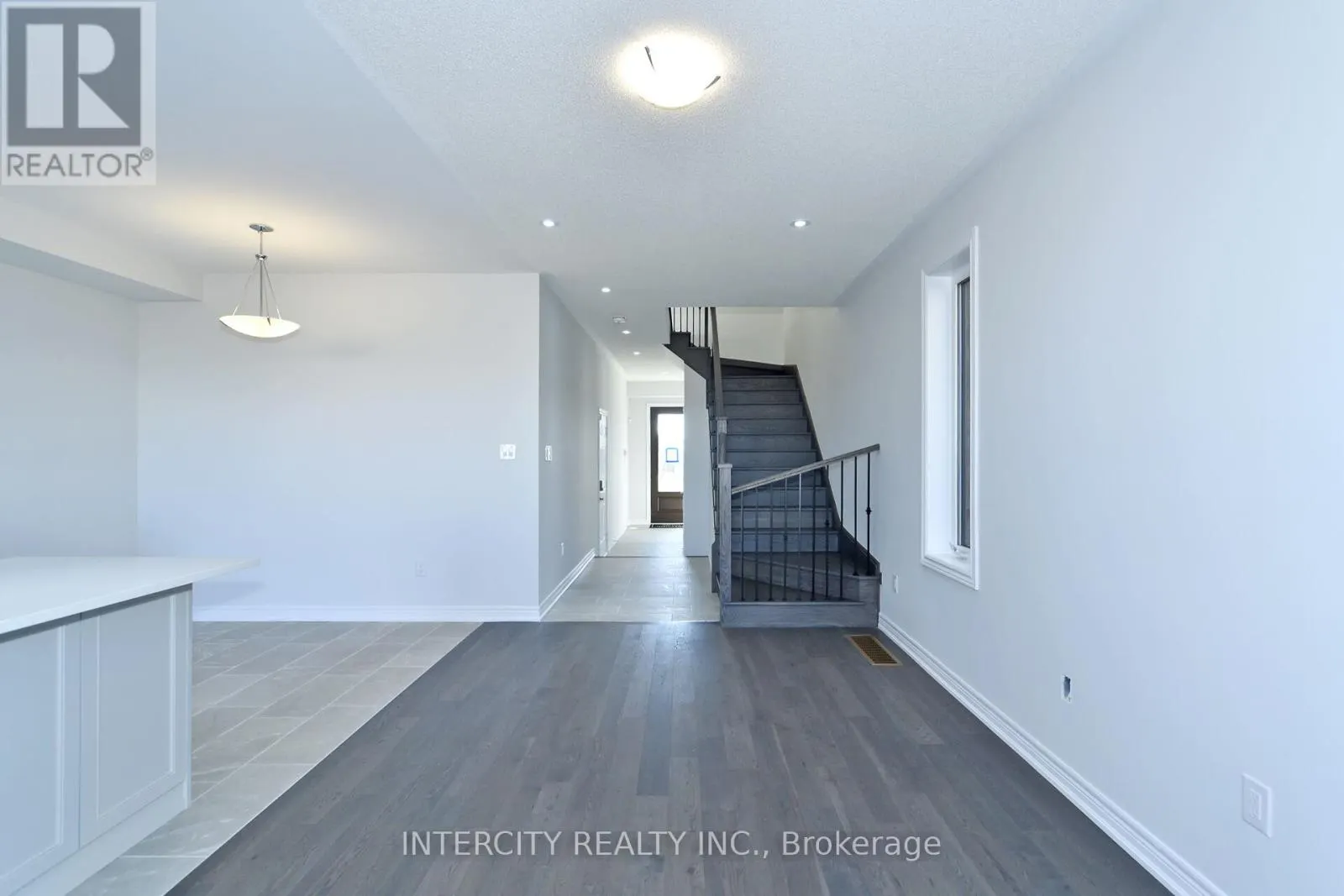 158 MUMBAI DRIVE