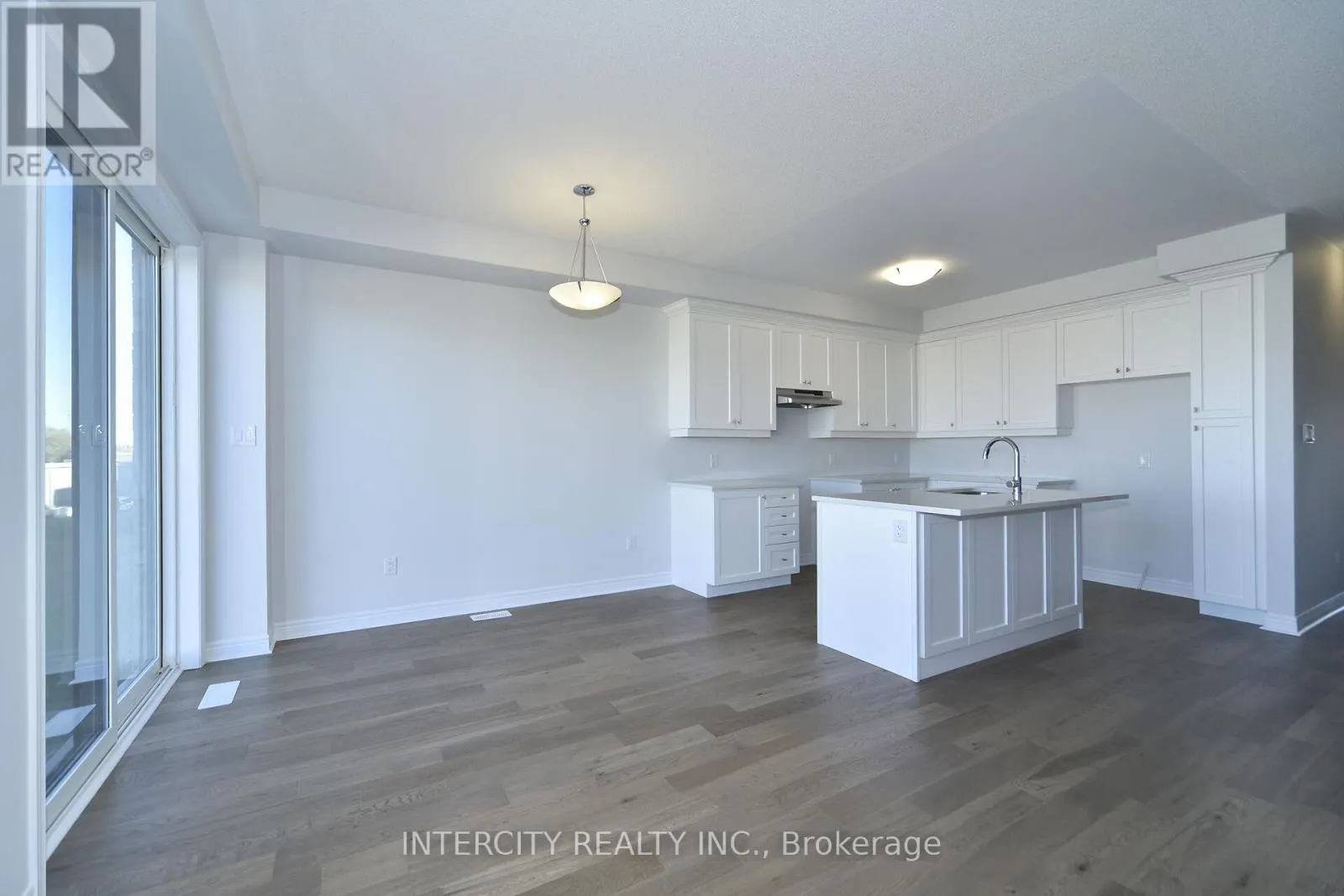 160 MUMBAI DRIVE
