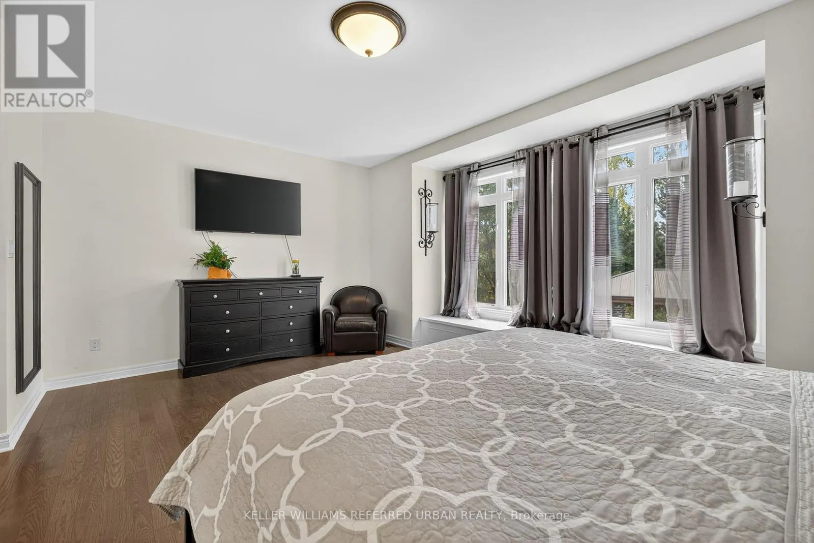 26 WATERTON WAY