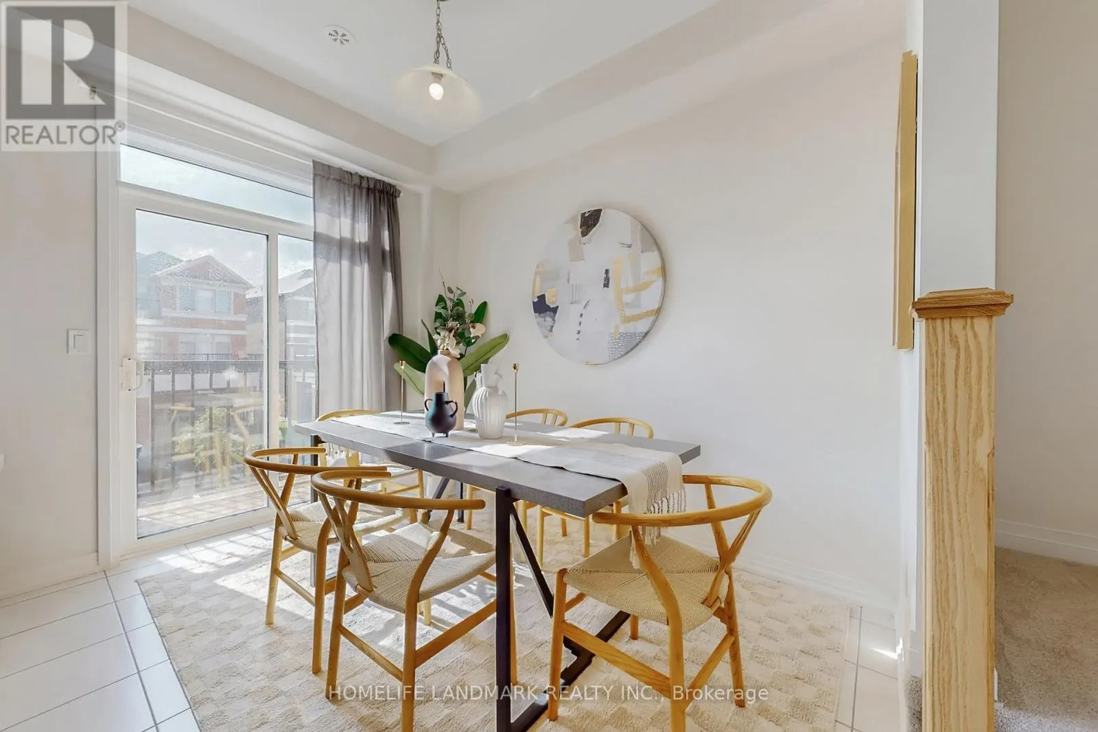 32 SISSONS WAY