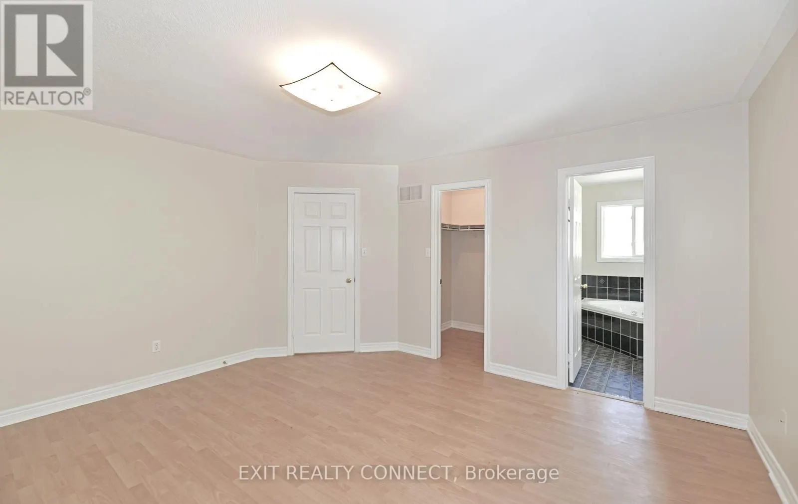 20 RINALDO ROAD