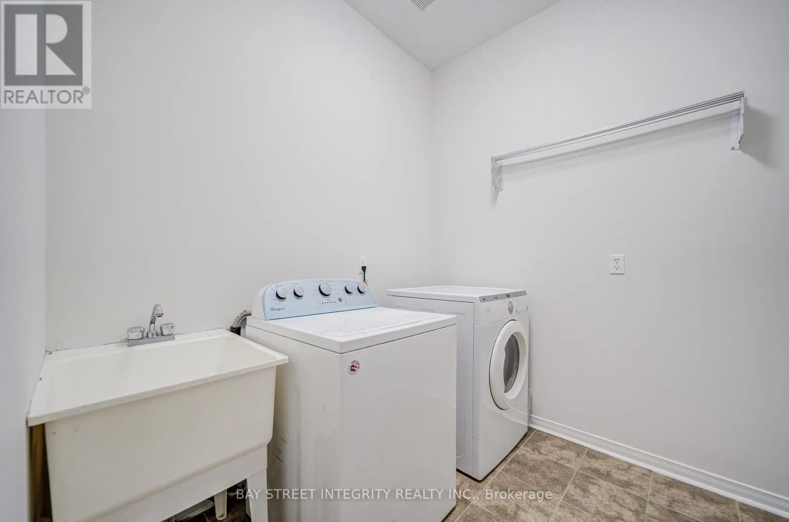 108 CATALPA CRESCENT