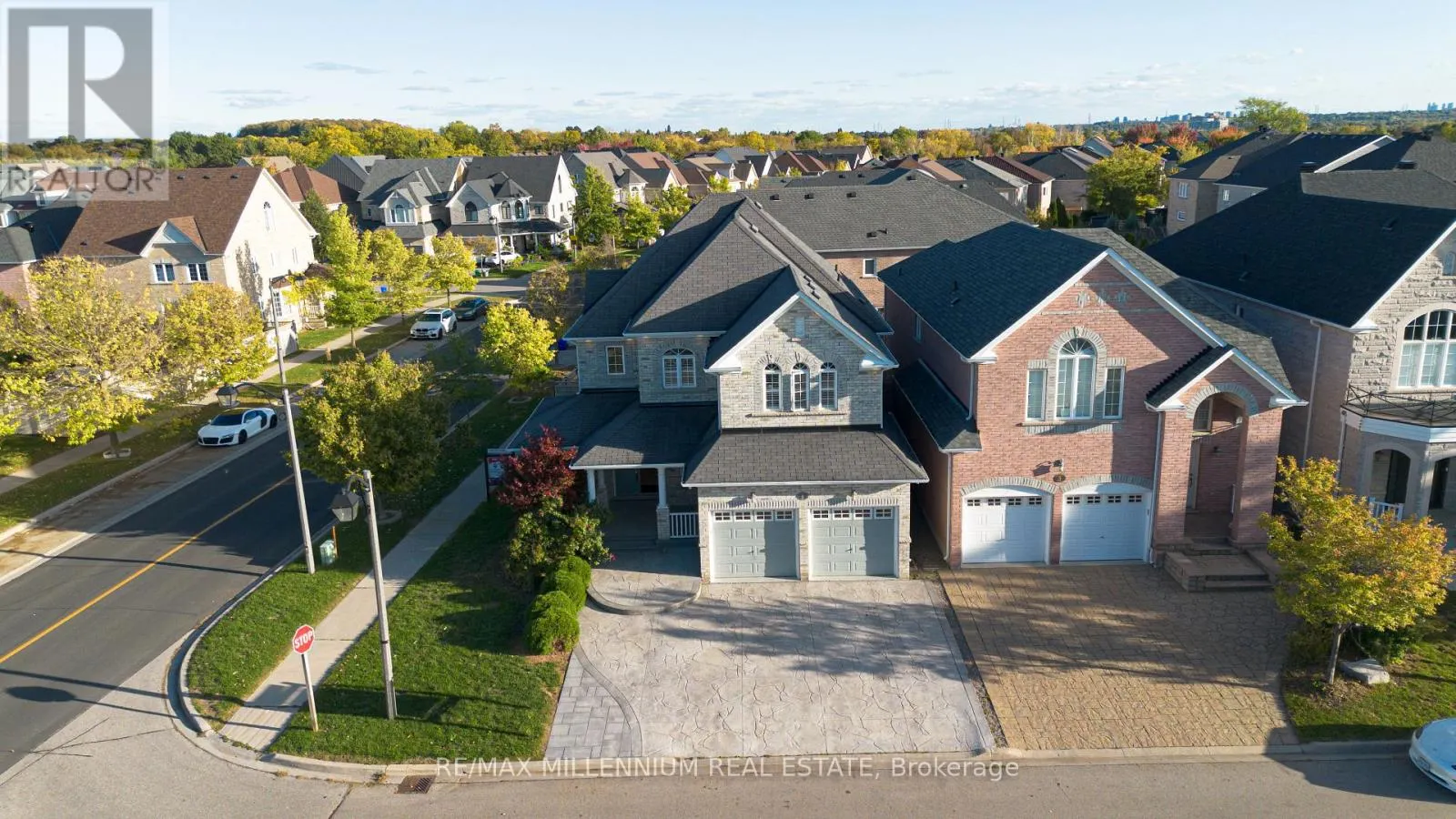1 BRACKNELL AVENUE