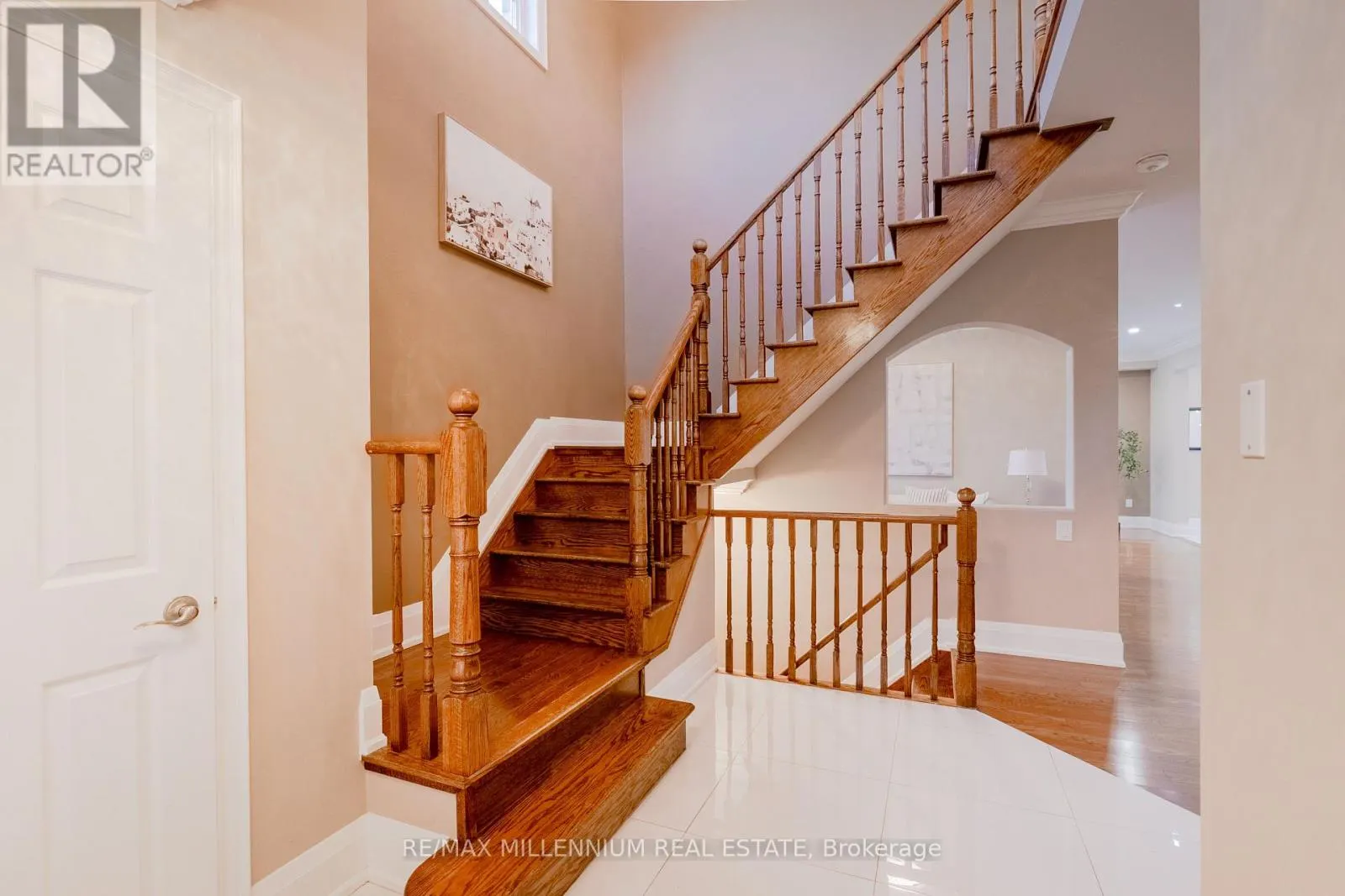 1 BRACKNELL AVENUE