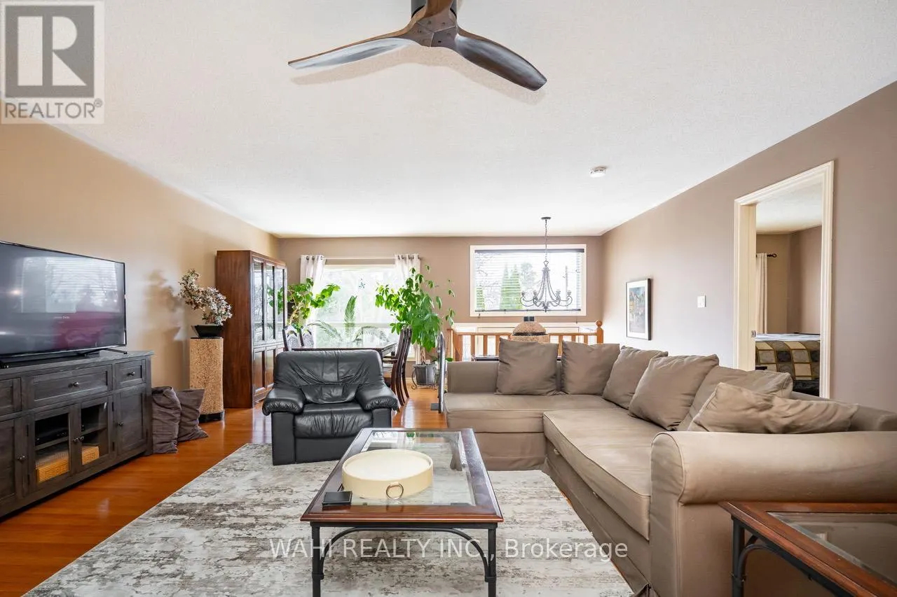 1336 MAPLE ROAD