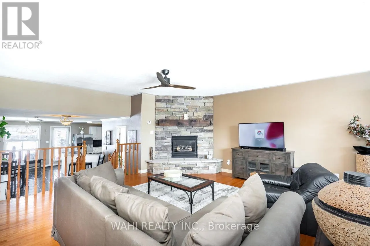1336 MAPLE ROAD