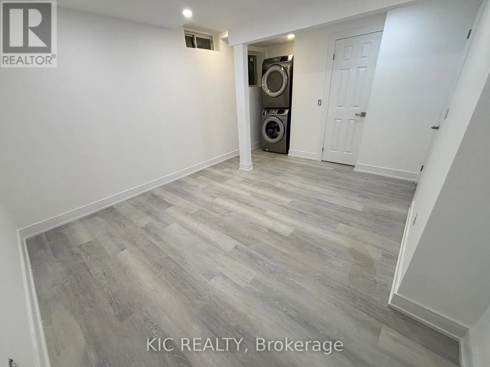 LOWER LEVEL - 213 EQUATOR CRESCENT