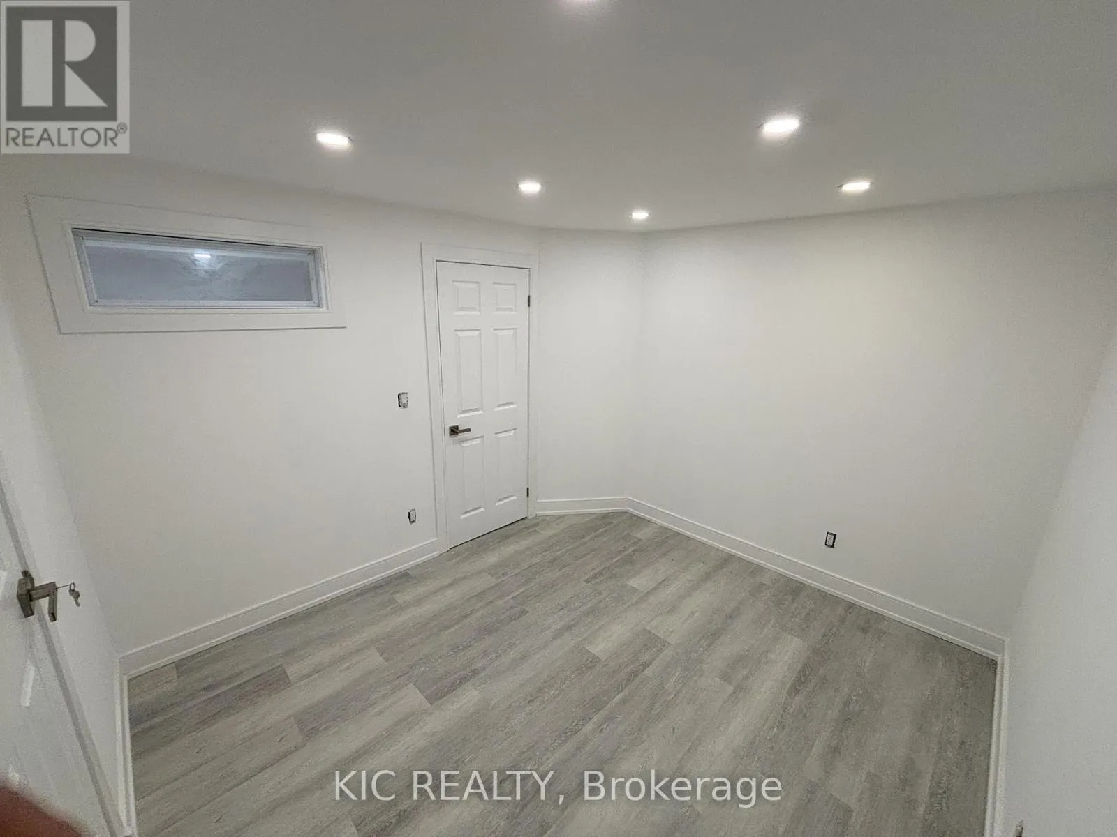 LOWER LEVEL - 213 EQUATOR CRESCENT
