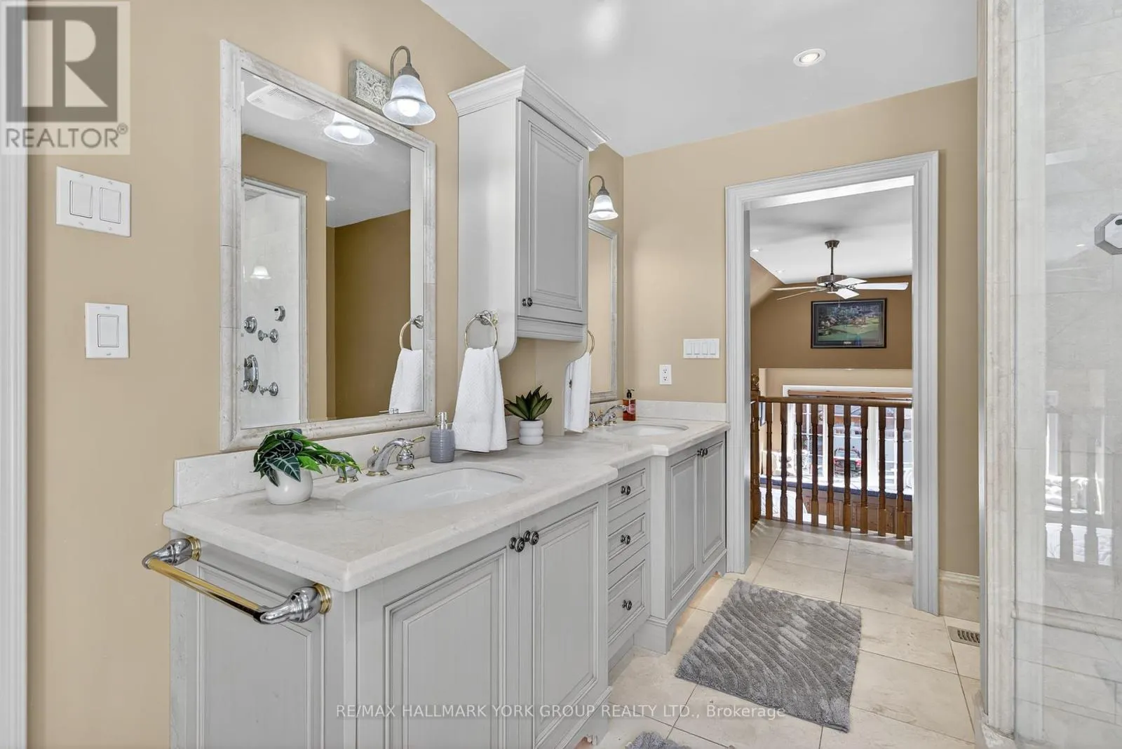 2 HADLEY COURT