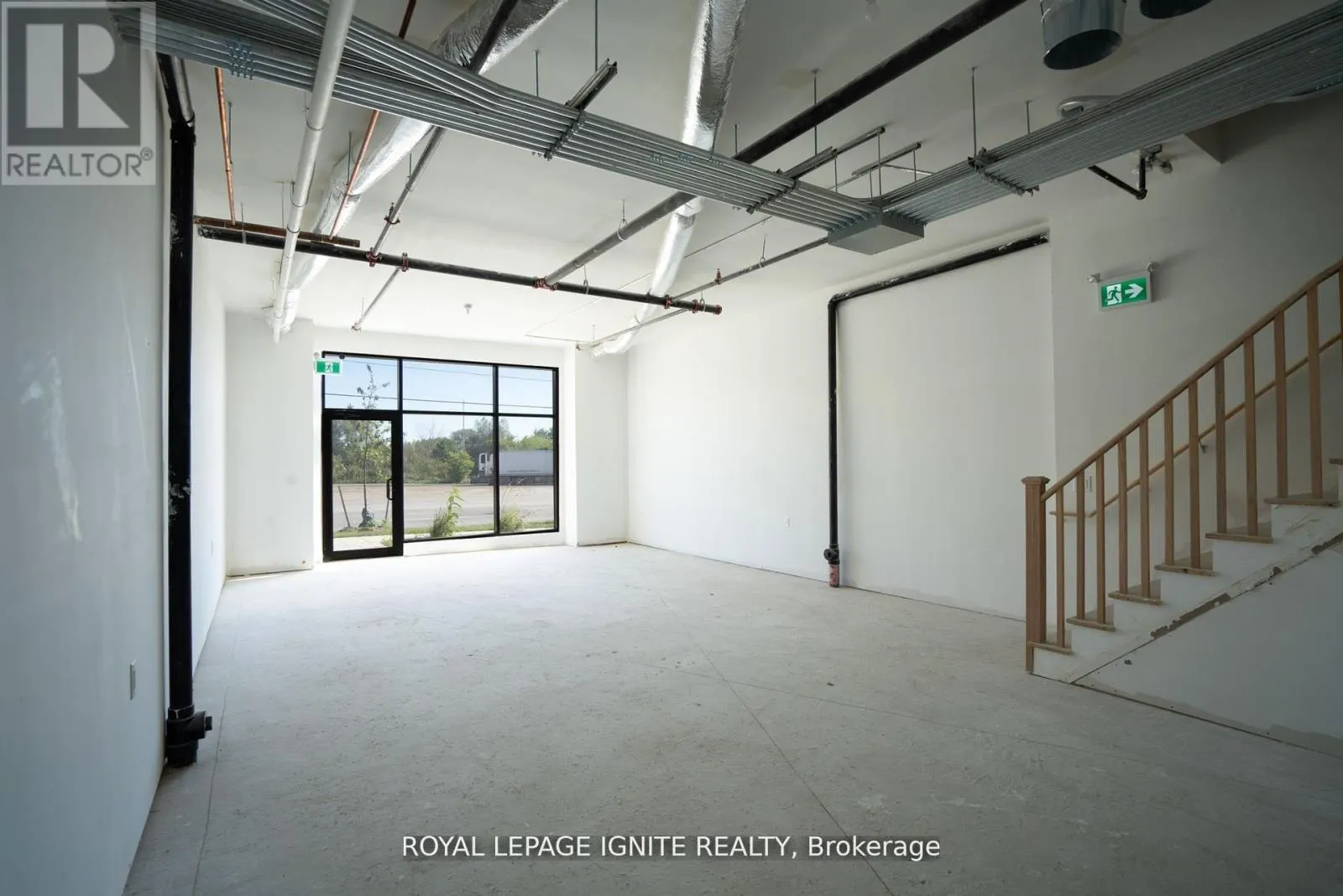 2 - 220 DISSETTE STREET