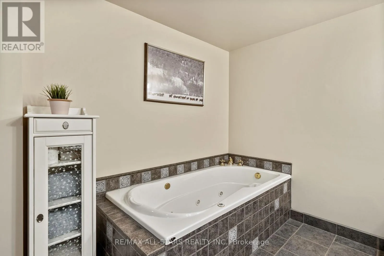 396 ASHWORTH ROAD