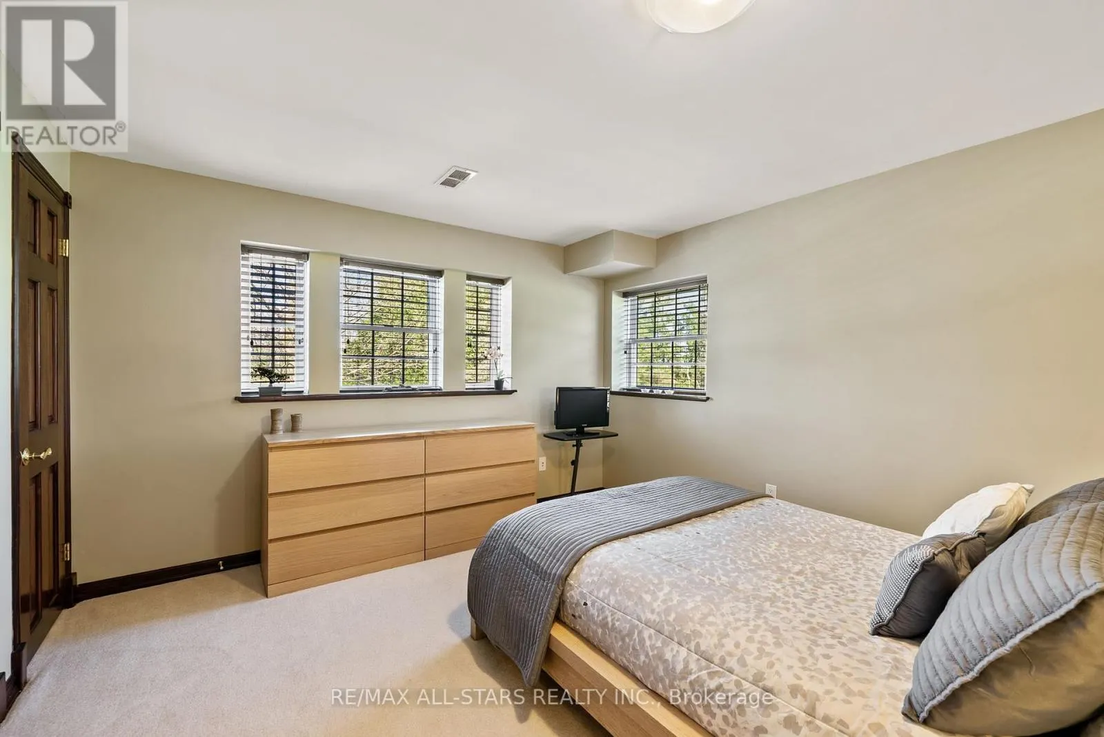 396 ASHWORTH ROAD