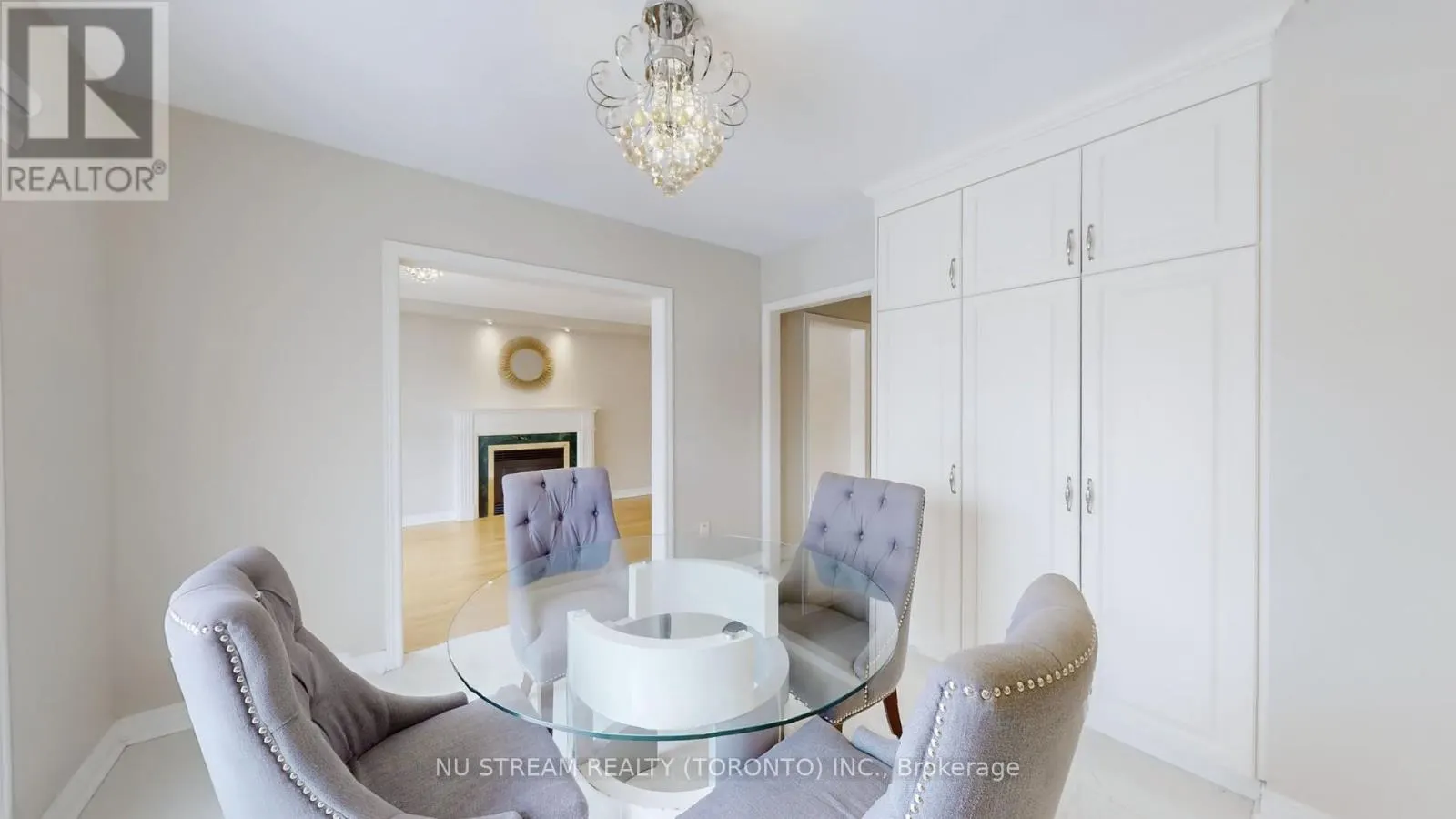 71 ALPINE CRESCENT