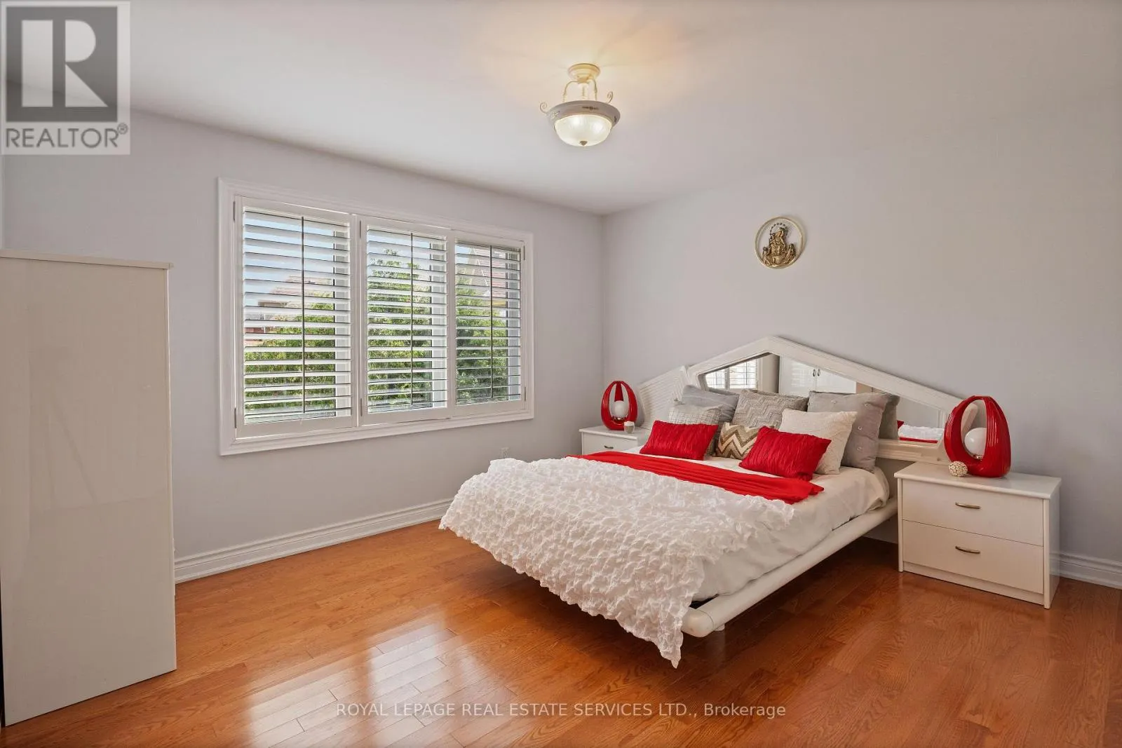 96 BRADGATE DRIVE