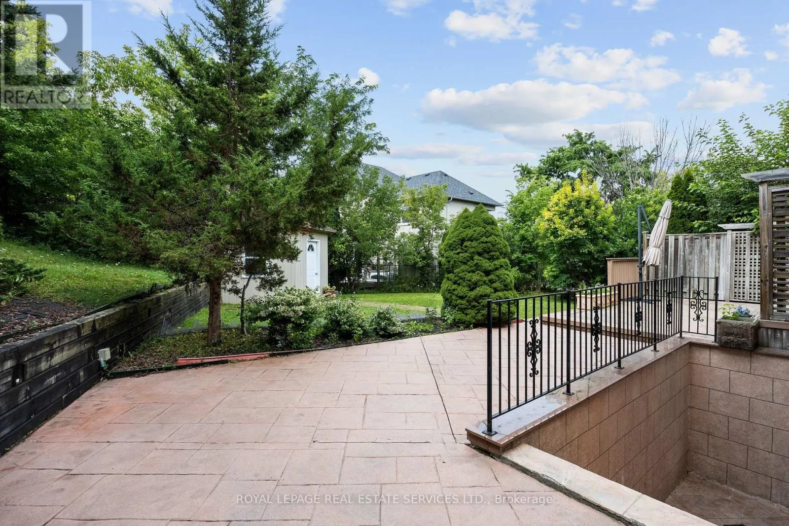 96 BRADGATE DRIVE