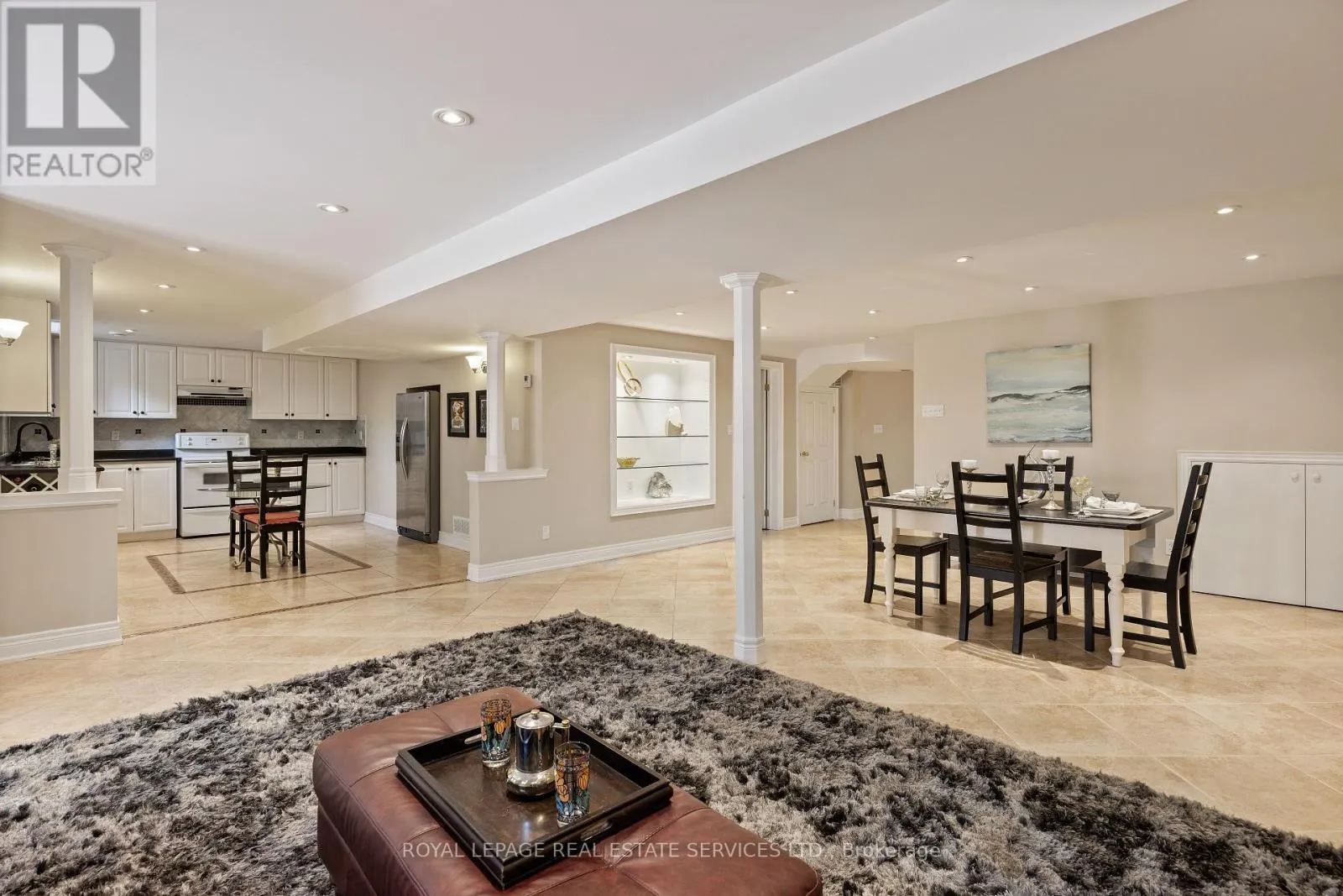 96 BRADGATE DRIVE