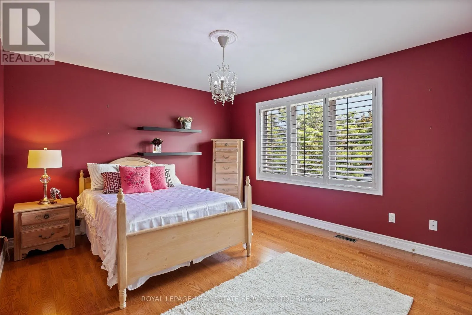 96 BRADGATE DRIVE