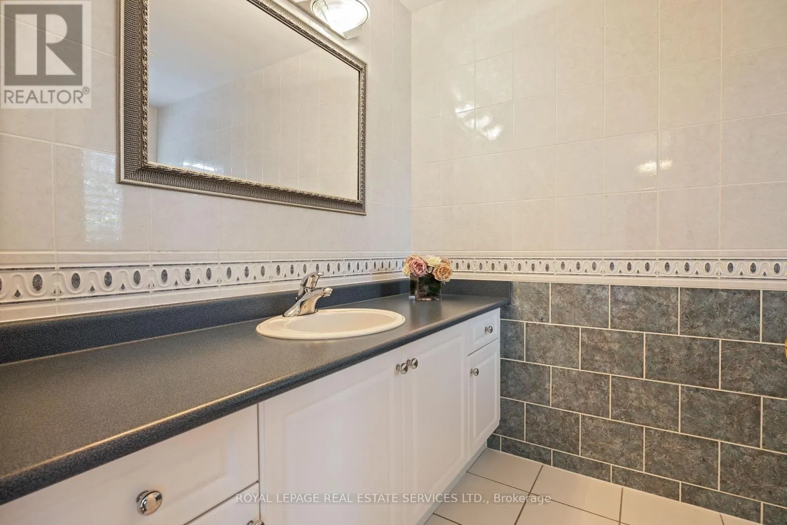 96 BRADGATE DRIVE