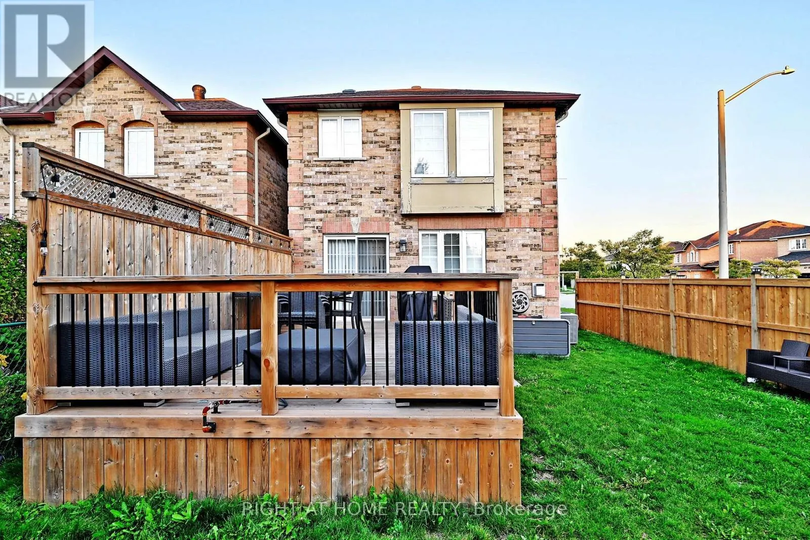 73 BLOOMGATE CRESCENT
