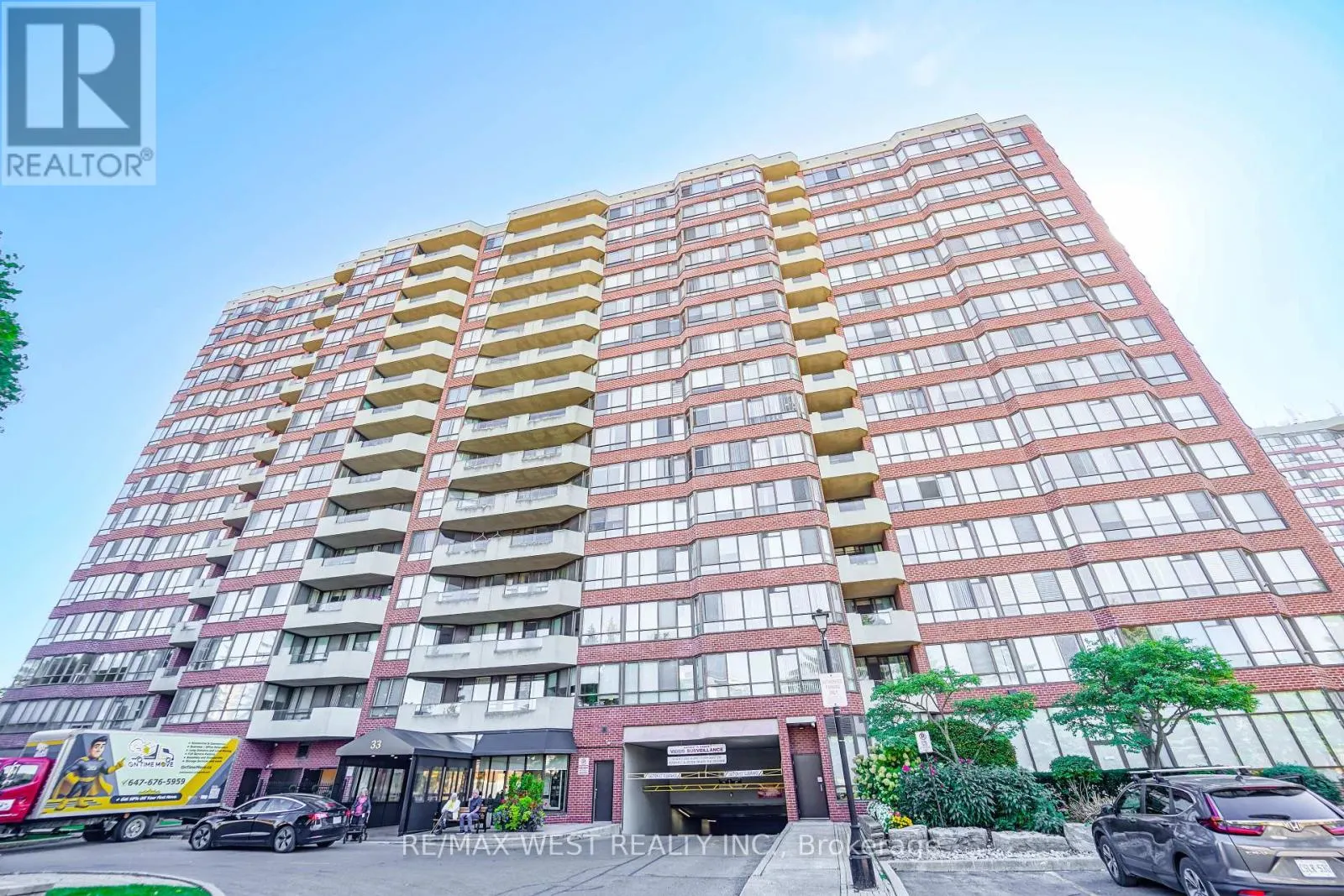 501 - 33 WELDRICK ROAD E